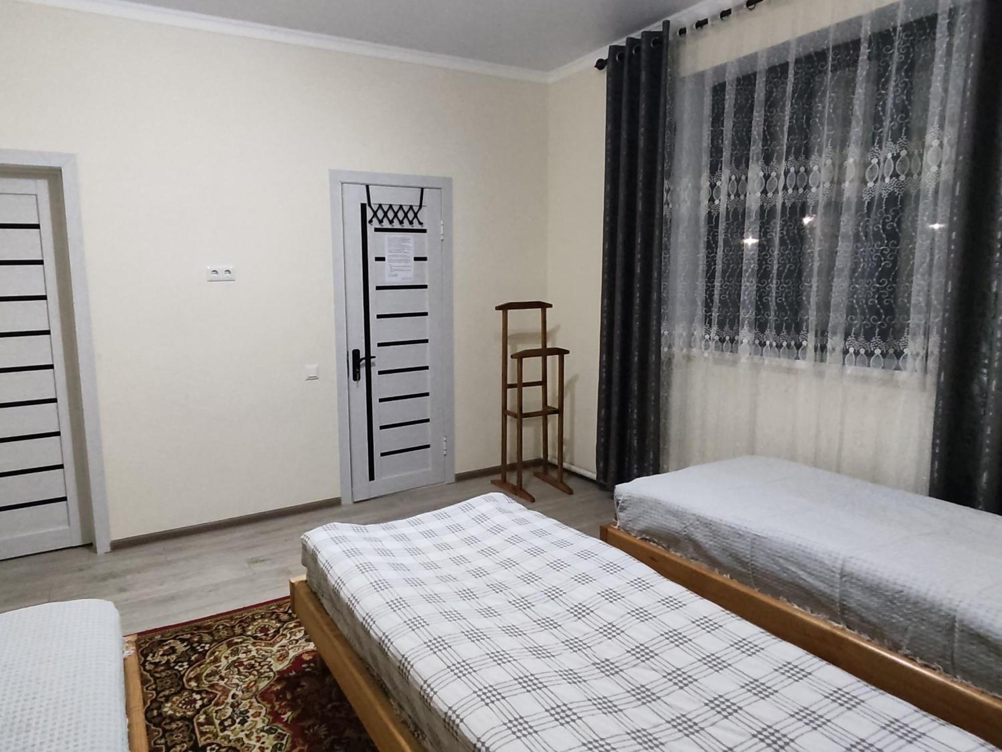 Tuenduek Guest House, Karakol Δωμάτιο φωτογραφία